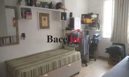 Kitnet / Stúdio à venda na Rua do Catete, Glória, Rio de Janeiro, 30 m2 por R$ 284.000