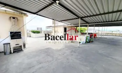 Apartamento com 2 quartos à venda na avenida teixeira de castro, bonsucesso, rio de janeiro, 72 m2 por r$ 220.000