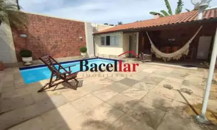 Casa em condomínio fechado com 4 quartos à venda na Estrada do Rio Grande, Taquara, Rio de Janeiro, 250 m2 por R$ 1.320.000