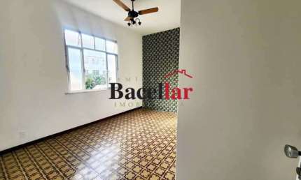 Apartamento com 2 quartos à venda na Rua Padre Ildefonso Penalba, Méier, Rio de Janeiro, 70 m2 por R$ 240.000