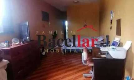 Casa com 3 quartos à venda na Avenida Alhambra, Campo Grande, Rio de Janeiro, 468 m2 por R$ 700.000
