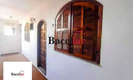 Casa com 1 quarto à venda na Rua Orica, Braz de Pina, Rio de Janeiro, 40 m2 por R$ 100.000