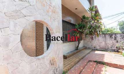 Casa comercial com 7 salas para alugar na Rua Lígia, Olaria, Rio de Janeiro, 254 m2 por R$ 7.000