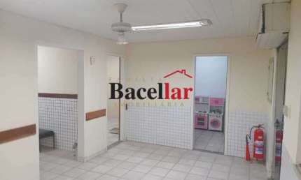 Prédio com 10 salas para alugar na Rua Baltazar Lisboa, Vila Isabel, Rio de Janeiro, 200 m2 por R$ 3.800