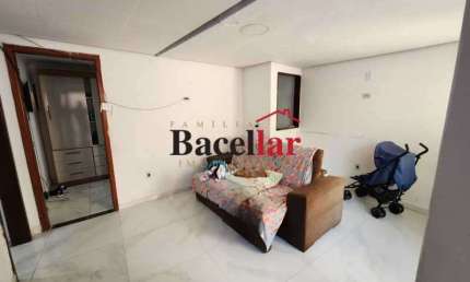 Apartamento com 2 quartos à venda na Vila Rialma, Santa Teresa, Rio de Janeiro, 75 m2 por R$ 240.000