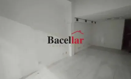 Ponto comercial com 1 sala para alugar na Rua Hermengarda, Méier, Rio de Janeiro, 42 m2 por R$ 950