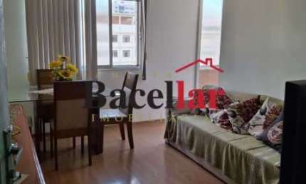 Apartamento com 2 quartos à venda na Rua Castro Alves, Méier, Rio de Janeiro, 60 m2 por R$ 220.000