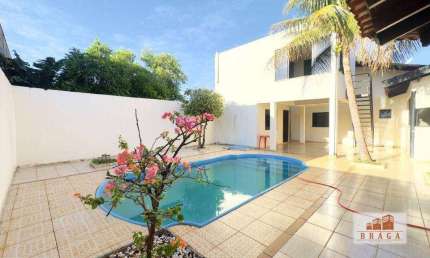 Casa com 4 dormitórios à venda, 225 m² por R$ 550.000,00 - Centro - Navirai/MS