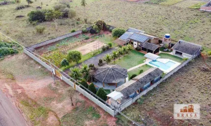 Chácara com 3 dormitórios à venda, 1750 m² por R$ 1.350.000 - Parque Beija Flor - Naviraí/Mato Grosso do Sul