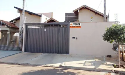 Casa com 3 dormitórios à venda, 132 m² por R$ 335.000,00 - Monte Fuji - Navirai/MS