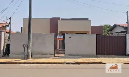 Casa com 3 dormitórios à venda, 94 m² por R$ 220.000,00 - Jardim Tarumã II - Navirai/MS