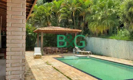 Casa com 6 dormitórios à venda, 841 m² por R$ 2.000.000,00 - Jardim Maria Trindade - São Roque/SP