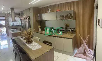 Sobrado à venda, 180 m² por R$ 800.000,00 - Vila Nhocune - São Paulo/SP