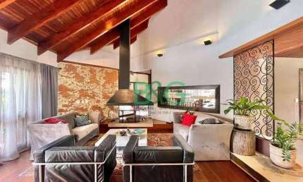Casa com 6 dormitórios, 624 m² - venda por R$ 3.800.000 ou aluguel por R$ 16.600/mês - Nova Fazendinha - Carapicuíba/SP