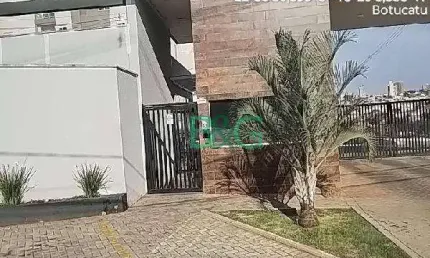 Apartamento com 2 dormitórios à venda, 54 m² por R$ 168.735,97 - Jardim São Vicente - Botucatu/SP
