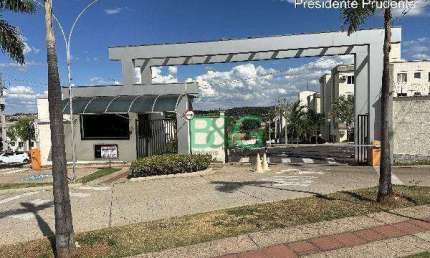 Apartamento com 2 dormitórios à venda, 39 m² por R$ 154.754 - Vila Ramos de Freitas - Presidente Prudente/SP