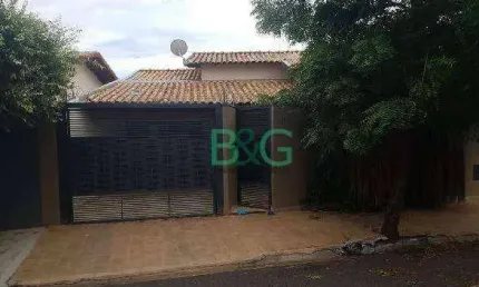 Casa com 3 dormitórios à venda, 136 m² por R$ 223.060 - Parque Universitario - Fernandópolis/SP