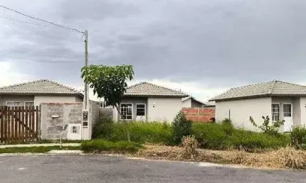 Casa com 2 dormitórios à venda, 43 m² por r$ 115.442 - feital - pindamonhangaba/sp