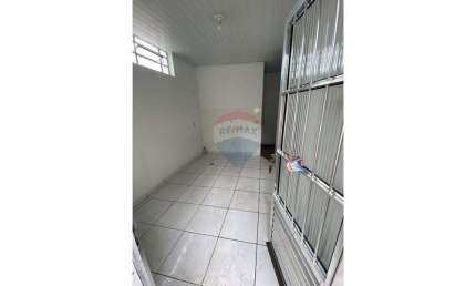 CASA 2/4 PARA ALUGAR NA VILA MUNICIPAL (LOCALIZAÇÃO PRIVILEGIADA)