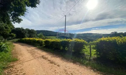 Sitio Rural A VENDA em Tuiuti/SP  - MUITA AGUA TANQUE DE PEIXES  20.000m²