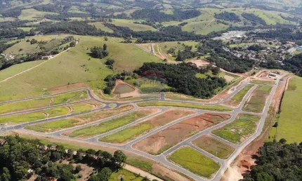 TERRENO VARGEM, GUARANHUVA -A PARTIR DE 85 mil a vista ou 25 mil de entrada e 24x de 2800,00