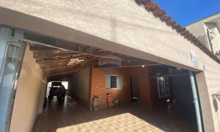 CASA COM DOIS QUARTOS PARA ALUGAR NO IGUATEMI - LOCALIZAÇÃO PRIVILEGIADA!!