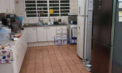 Sobrado com 3 dormitórios para alugar, 174 m² por R$ 5.560,29/mês - Vila Guarani - São Paulo/SP