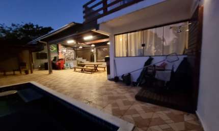 Paraíso particular em Araçoiaba da Serra! Chácara completa e pronta para morar.