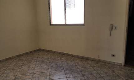 Locação de Apartamento com 2 dormitórios no Jd Saira