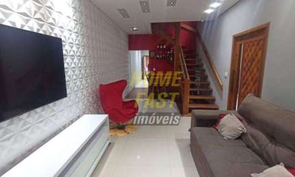 Sobrado com 4 dormitórios à venda, 211 m² por R$ 910.000,00 - Jardim Adriana - Guarulhos/SP