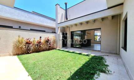 Casa em Condomínio para Venda em Paulínia, Parque Brasil 500, 3 dormitórios, 2 suítes, 4 banheiros, 4 vagas