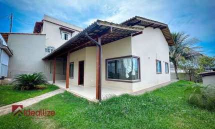 Casa com 3 quartos à venda no Sol Nascente, Guarapari  por R$ 1.100.000