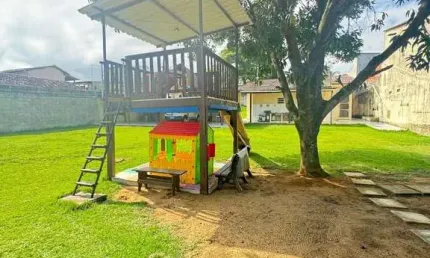 Casa com 3 quartos à venda no Santa Mônica, Guarapari  por R$ 1.800.000