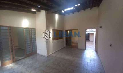 Casa com 4 quartos à venda no Núcleo Habitacional Mary Dota, Bauru 