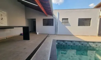 Casa para venda com 245 m² e 3 quartos em Vila Alto Paraíso, Bauru - SP