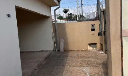 Casa com 3 quartos para alugar na Vila Alto Paraíso, Bauru 
