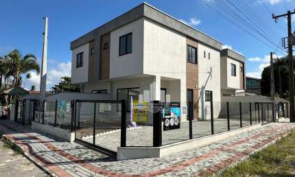 Casa em condomínio fechado com 3 quartos à venda na Loteamento Jardim Curitiba, Praia do Ervino, São Francisco do Sul, 90 m2 por R$ 425.000