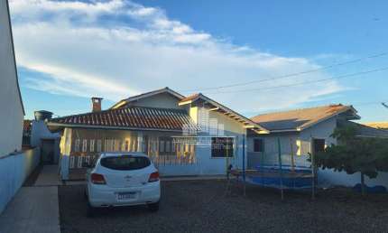 Casa com 3 quartos à venda na Loteamento Albatroz, Praia do Ervino, São Francisco do Sul, 100 m2 por R$ 450.000