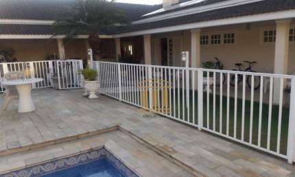Casa com 4 quartos  à venda, 360 m² por R$ 2.500.000 - Jardim Califórnia - Jacareí/SP