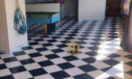 Chácara com 3 quartos à venda, 1200 m² por R$ 1.350.000 - Rosa Helena - Igaratá/SP