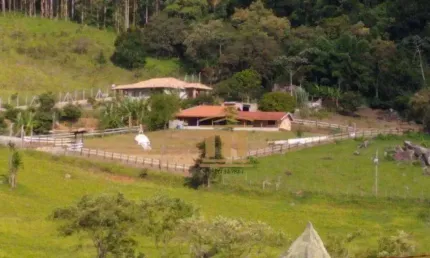 Chácara com 4 dormitórios à venda, 3000 m² por R$ 490.000,00 - Zona Rural - Paraibuna/SP