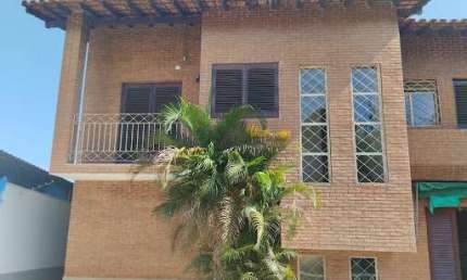 Casa com 3 dormitórios à venda, 227 m² por R$ 1.472.000,00 - Jardim Esplanada - São José dos Campos/SP