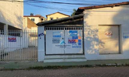 Barracão com ponto comercial para alugar, 184m² por R$ 2.000,00/mês ou só barracão por R$ 800,00/mês- Rua 28, n°413- Ilha dos Araújos - Gov/MG