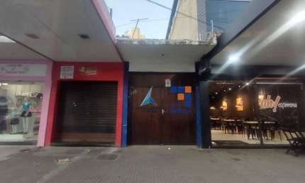 Casa  comercial com 4 dormitórios para alugar, 240 m² por R$ 8.767/mês - Centro - Governador Valadares/MG