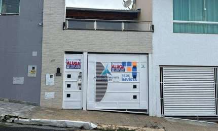 Casa com 3 dormitórios para alugar, 123 m² por R$ 2.219,11/mês - Cidade Nova - Governador Valadares/MG