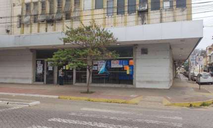 Loja para alugar, 680 m² por R$ 20.661,22/mês - Centro - Governador Valadares/MG