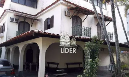 Casa com 6 dormitórios à venda, 543 m² por R$ 1.500.000,00 - Braga - Cabo Frio/RJ