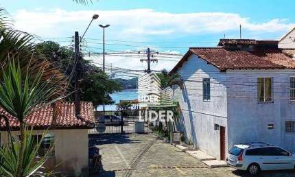 Casa com 2 dormitórios à venda, 6528 m² por R$ 300.000,00 - Palmeiras - Cabo Frio/RJ