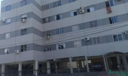 Apartamento  situado no bairro Floresta  (São José)