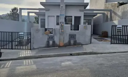 Casa com 2 quartos à venda no Potecas, São José 